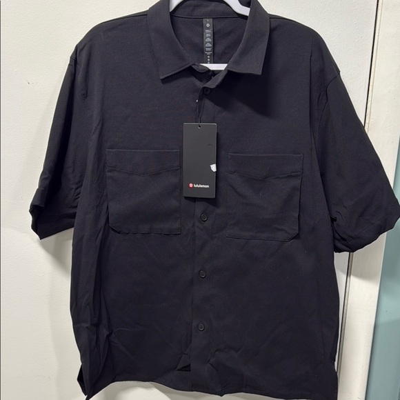 Lululemon Black Men's Button Down Shirt Lululemon Black Men's Button Down Shirt